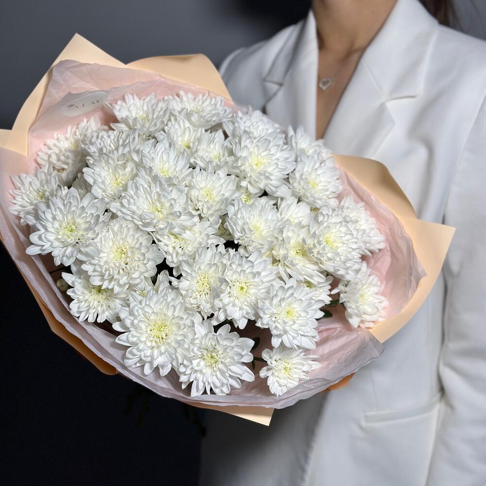 https://content3.flowwow-images.com/data/flowers/1000x1000/74/1698403714_1492474.jpg